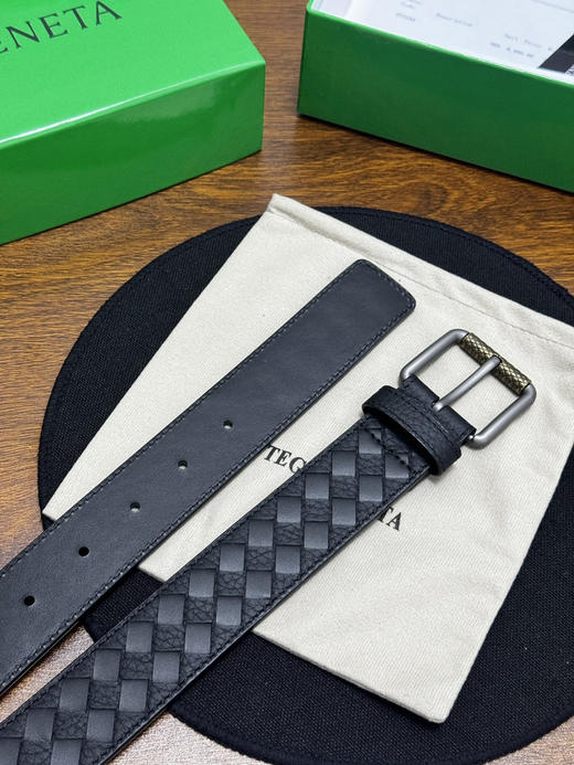 春夏特惠💰400 BV男士腰带 BOTTEGA VENETA   带身宽3.5cm 小牛皮皮革手工编织，手工编织新款牛皮经典之作 商品图3