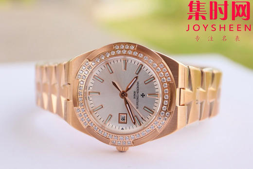 新品—随心所至 启幕无畏之行 VC江诗丹顿新款Overseas CC纵横四海女款系列1225v/1205v 女士石英腕表 表径33mm 商品图5