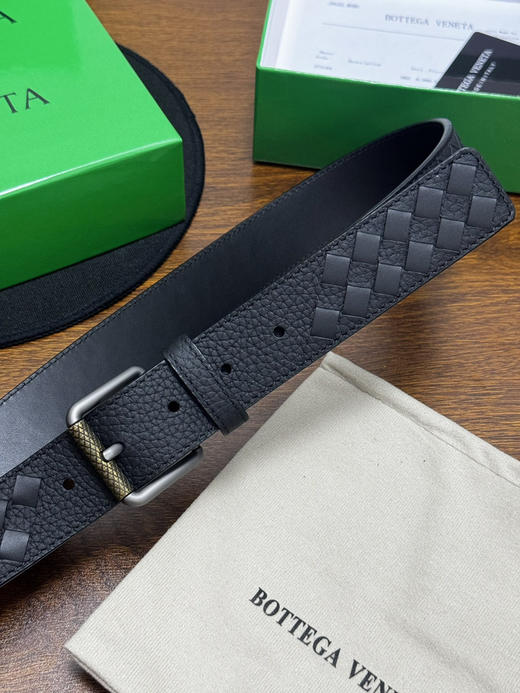 春夏特惠💰400 BV男士腰带 BOTTEGA VENETA   带身宽3.5cm 小牛皮皮革手工编织，手工编织新款牛皮经典之作 商品图4
