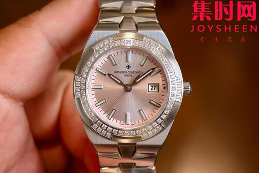 新品—随心所至 启幕无畏之行 VC江诗丹顿新款Overseas CC纵横四海女款系列1225v/1205v 樱花粉 女士石英腕表 表径33mm 商品图0