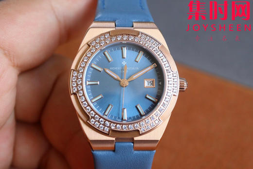 新品—随心所至 启幕无畏之行 VC江诗丹顿新款Overseas CC纵横四海女款系列1225v/1205v 冰蓝面 女士石英腕表 表径33mm 商品图0