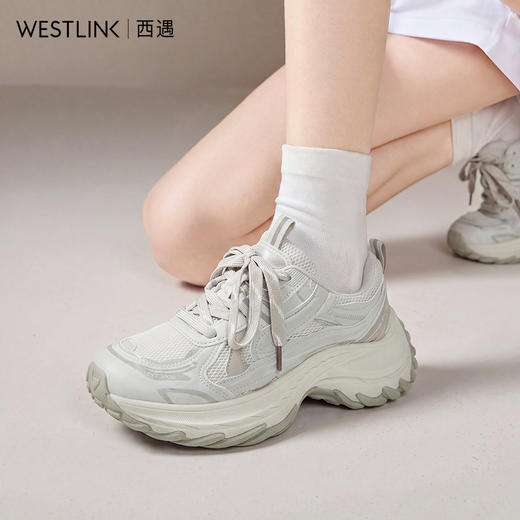 【限时秒杀】西遇运动老爹鞋女2026秋季新款复古网面缓震显腿长软鞋垫运动鞋V1566590 商品图1