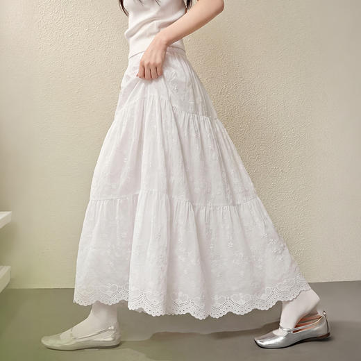 100棉2026秋纯白法式重工花朵刺绣A字裙半身长裙女高级感H2460453 商品图3