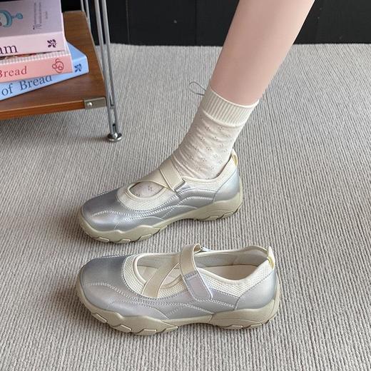 爆款芭蕾风玛丽珍鞋女2026年春季新款百搭平底浅口单鞋简约德训鞋35-40★娃娃优选 商品图1