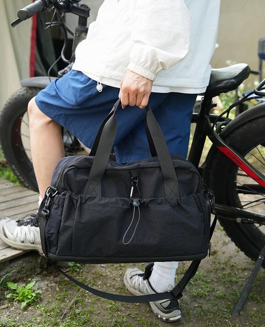 【浅幼 情侣轻便旅行包】尼龙材质，6色可选，男女同款，三防面料，多仓大容量，轻松装下一整天出游物品！ 商品图6