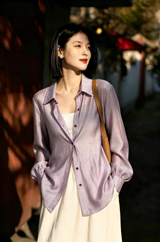 烟紫醋酸亮丝长袖衬衫 面料肌理好美！简约高级，搭配裙子裤子，经典不过时 商品图1