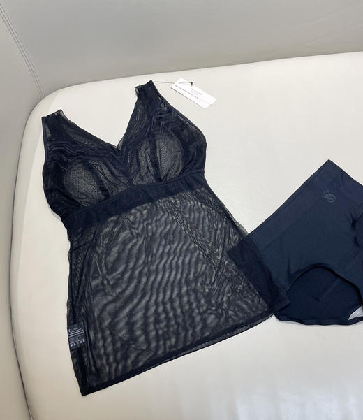 原单正品维密女士蕾丝内衣套装081402 商品图3