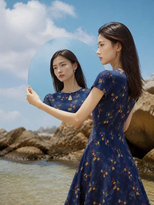 YIROUJIA 水滴领棉绸短袖连衣裙 | 修身的版型+显瘦细节设计，穿出纤细好身材！【3-5天发货】 商品图6