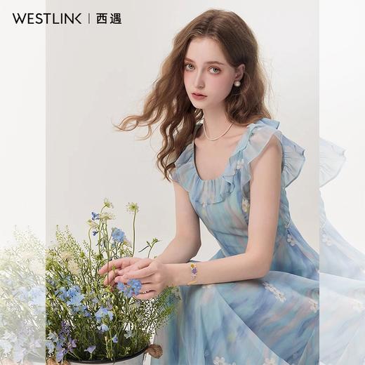 西遇蓝色网纱连衣裙女夏季新款碎花法式v领荷叶边吊带裙SS050986 商品图2