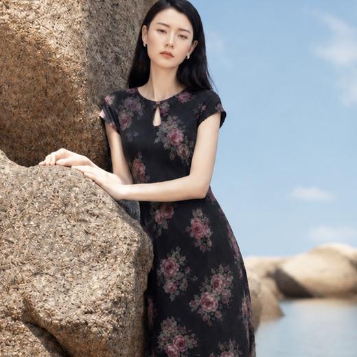 YIROUJIA水滴领棉绸短袖连衣裙 软糯亲肤垂顺好穿 复古碎花设计松弛随性百搭 商品图7
