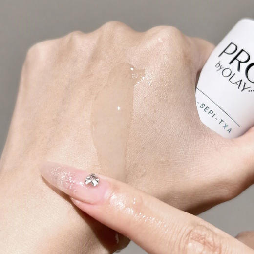 【热卖！持美白淡斑特证！】赠14ml OLAY 三代淡斑小白瓶 清爽水润质地 上脸易吸收 60ml/瓶 商品图7