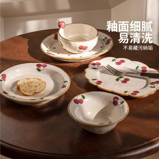 摩登主妇复古手绘樱桃釉下彩餐具家用2025新款高颜值陶瓷饭碗 商品图3