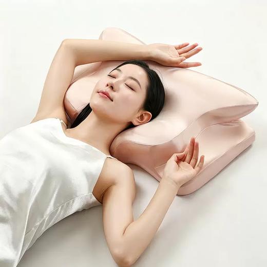 【浅幼  牛角蝶形慢回弹记忆枕】三色可选，承托头肩颈，睡姿不受限，让你舒适整晚的科技枕头！ 商品图6