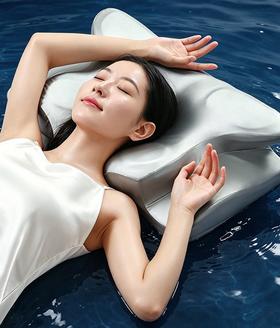 【浅幼  牛角蝶形慢回弹记忆枕】三色可选，承托头肩颈，睡姿不受限，让你舒适整晚的科技枕头！