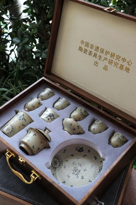 【10件套，169元】京隆堂青花火石红茶具套装 | 一套含6只独立品茗杯+带盖盖碗+托盘+公道杯+茶滤，诚意十足，心意满满 商品图3