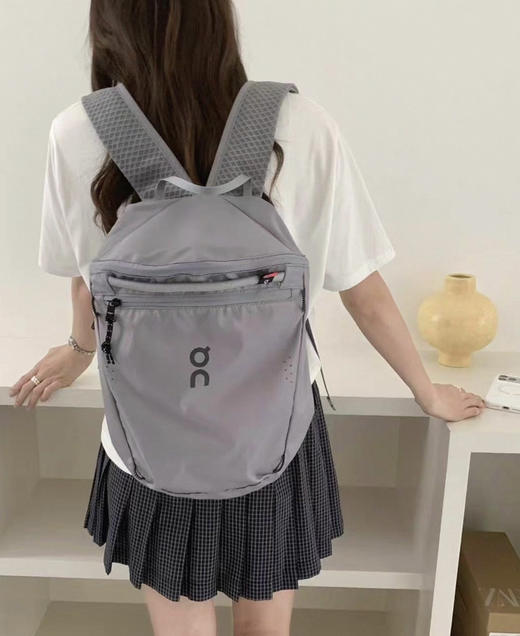 昂跑家轻量化双肩包书包082405 商品图7