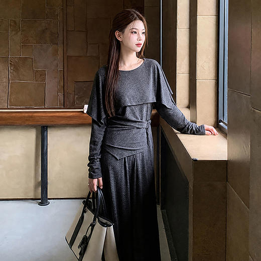 西遇披肩收腰针织套装女2026秋季气质绑带上衣垂感阔腿长裙两件套SS060883 商品图3