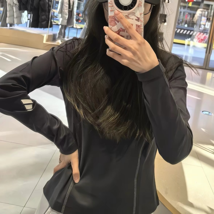 ad立体拼接长袖打底衫
