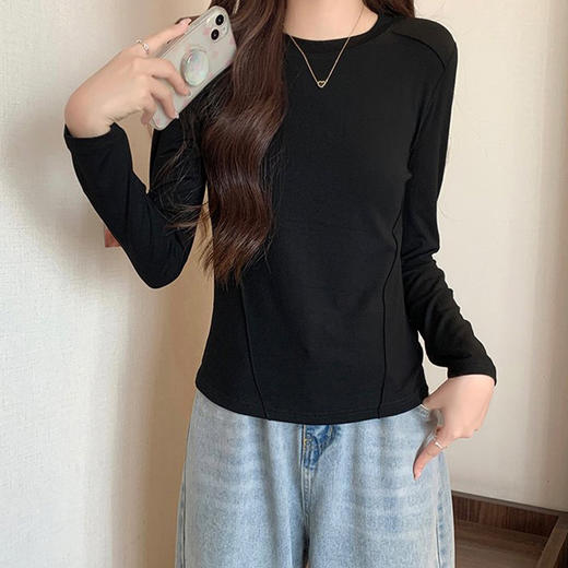 西遇圆领分割线长袖T恤女2026秋季修身显瘦不规则下摆打底上衣SS060855 商品图4
