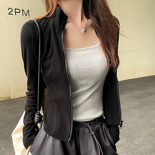 西遇立领拉链短款外套女2026秋季修身显瘦弹力长袖紧身开衫上衣SS060854 商品图2