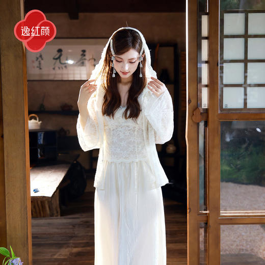 逸红颜《一笺灀华》26年秋新细闪亮片亭台楼阁刺绣蕾丝连帽外搭女 商品图1