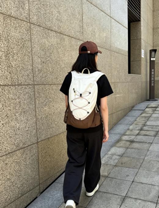二合一大容量双肩户外骑行登山包 | 双肩包自带腰包，爬山骑车都稳不晃！蜂窝透气肩带不闷后背，大容量分层收纳 商品图4