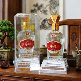热卖中！拍原箱送十二生肖酒具！【五粮液股份出品·尊耀优品水晶瓶】2022年份老酒 52度浓香型白酒 500ml/瓶
