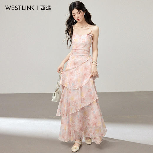 西遇立体花朵吊带连衣裙女2026年夏季新款方领荷叶边粉色碎花长裙SS060359 商品图2