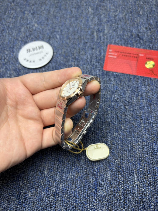 TW欧米茄星座系列 女士石英腕表 表径28mm 每个零件都是原装开模 搭载瑞士石英机芯 商品图3