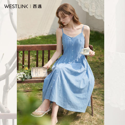 西遇蓝色单排扣吊带连衣裙女2026年夏季新款法式收腰显瘦气质长裙10860125 商品图3