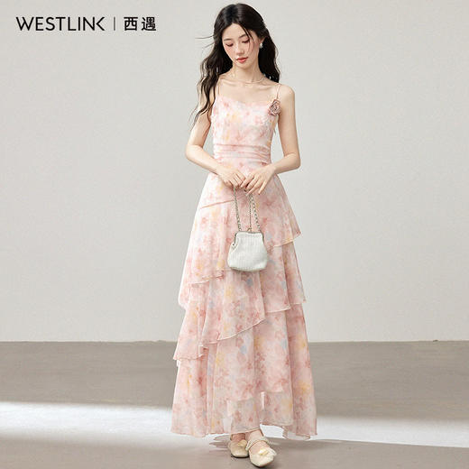 西遇立体花朵吊带连衣裙女2026年夏季新款方领荷叶边粉色碎花长裙SS060359 商品图3