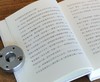 📖 一本可以读很快、也可以读很慢的小书
	
「你可以回避世界的痛苦，这是你的自由。」
	
1917年，34岁的卡夫卡确诊肺结核。他暂停工作，住进妹妹在乡间的家。
在那里，他种菜、晒太阳、读书、写信， 商品缩略图6