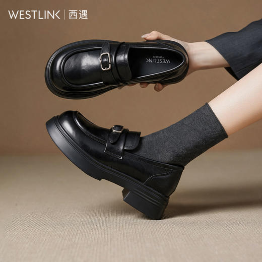 西遇厚底乐福鞋女2026新款秋季圆头英伦复古方扣配裙子通勤小皮鞋V1666631 商品图0