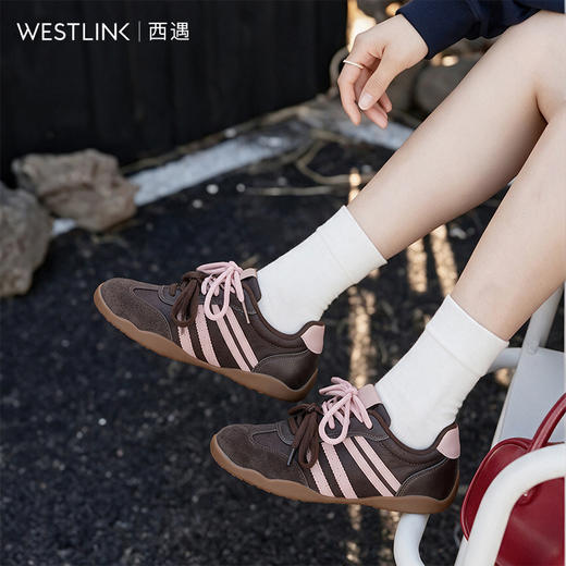 西遇简约德训鞋女2026新款秋季圆头拼接爆款巨好看软底阿甘运动鞋V1666611 商品图3