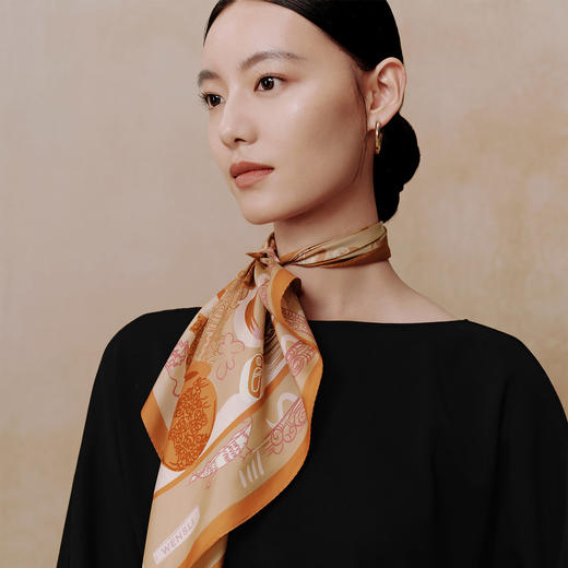 万事利春夏新款双面印花卷边桑蚕丝真丝丝巾围脖小方巾沁韵灿烂 商品图2