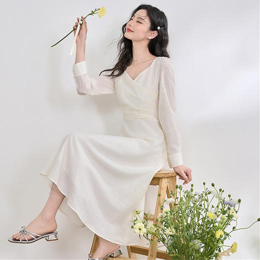 法式浪漫复古高级感方领长袖连衣裙女春季收腰伞摆连衣裙LXD50174 商品图0