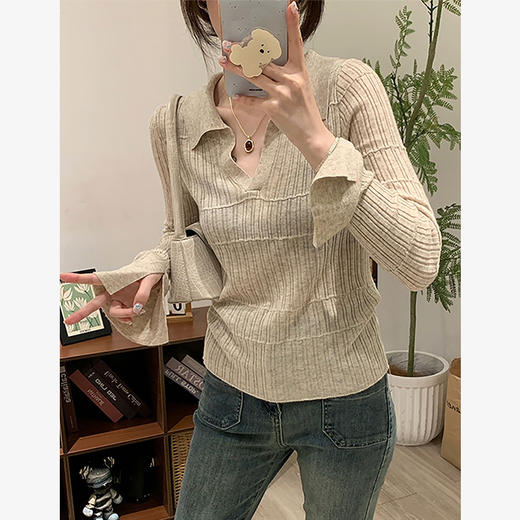 西遇Polo领针织衫女2026秋新款坑条肌理修身微喇长袖短款上衣SS060911 商品图3
