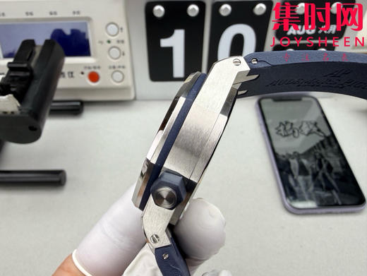 RSS爱彼皇家橡树离岸型15710系列 透底款 四分之一黄 男士腕表 表盘尺寸：42mmX14.1mm 原装一致 商品图6