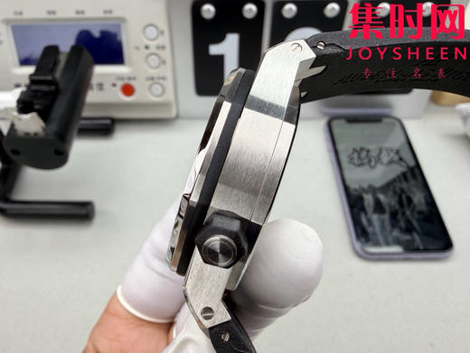 RSS爱彼皇家橡树离岸型15710系列 透底款 四分之一黑 男士腕表 表盘尺寸：42mmX14.1mm 原装一致 商品图6