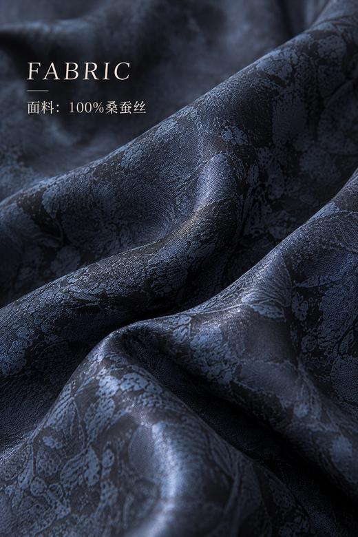 桑蚕丝香云提花缎短款立领外套，远看很时髦，近看很东方，这才是中式老钱风！显贵、高级！【10-15天发货】 商品图5