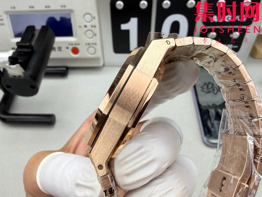 BLS爱彼皇家橡树计时系列26240 男士腕表 表径41mm 丹东4401无卡度一体机 商品图6