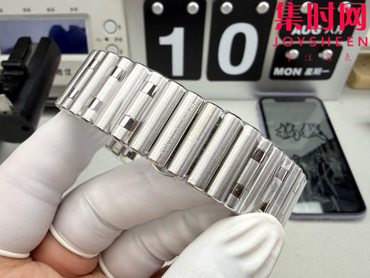 新品-BLS百年灵机械计时系列"金熊猫"男士腕表 表径42mm 子弹链钢带 商品图7