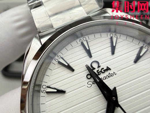 欧米茄VS海马150米系列新尺寸38mm“柚木白”6点位日历 男士腕表 表径39mm 小手腕福音 丹东8800一体机 商品图3