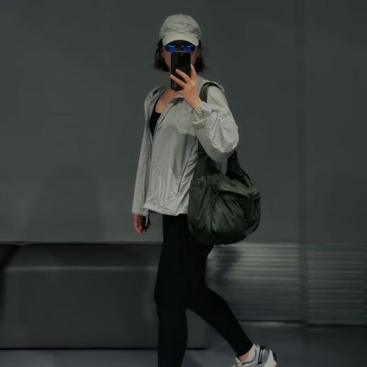 SOOKIE 山系轻便斜挎包 37*11*28cm 商品图6