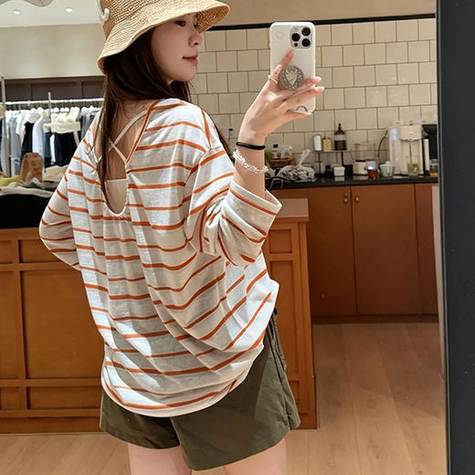 西遇休闲条纹T恤女2026秋季新款圆领宽松落肩慵懒风百搭长袖上衣SS060893 商品图3