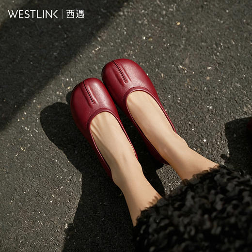 西遇假分趾单鞋女2026新款秋季圆头简约法式精致配裙子粗跟单鞋V2066666 商品图1