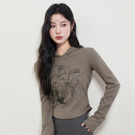 西遇美式连帽短款印花卫衣春季新款甜辣风长袖修身设计感上衣LXD55249 商品图3