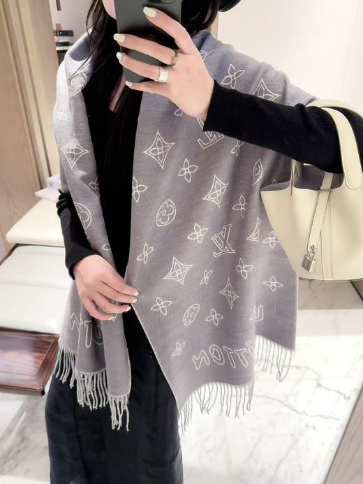 秋冬特惠💰150 LV手绘线描老花围巾 商品图7