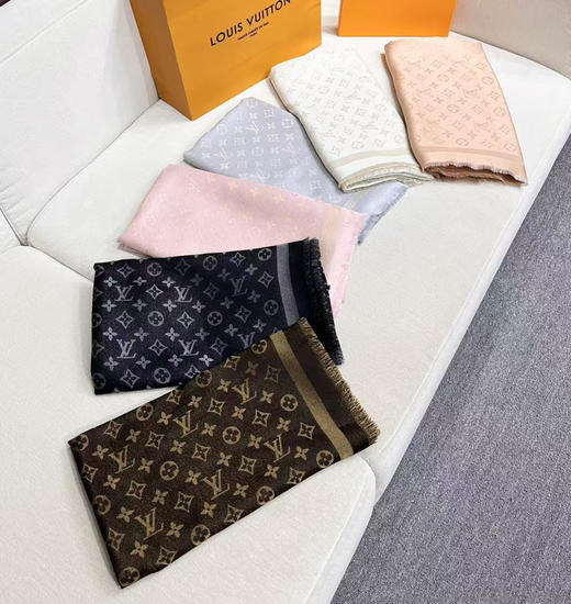 秋冬特惠💰320 六色到货 LV围巾 品质超好的 商品图3