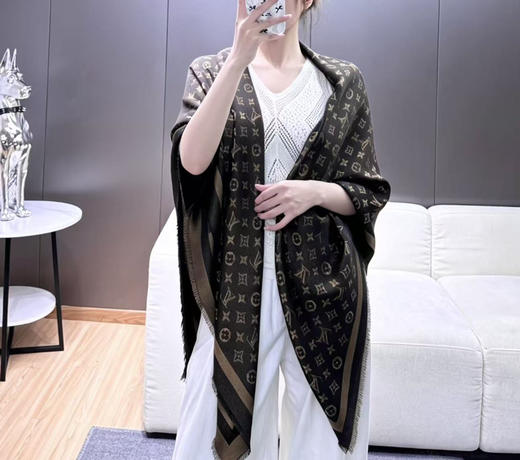 秋冬特惠💰320 六色到货 LV围巾 品质超好的 商品图1